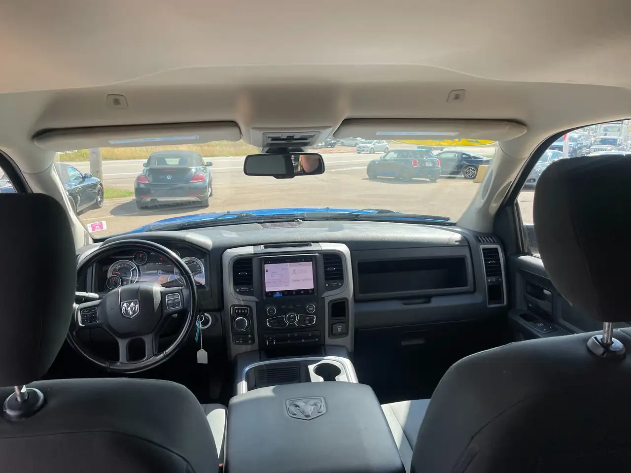 RAM 1500 снимка RAM 1500