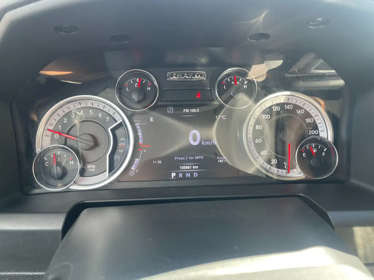 RAM 1500 снимка RAM 1500