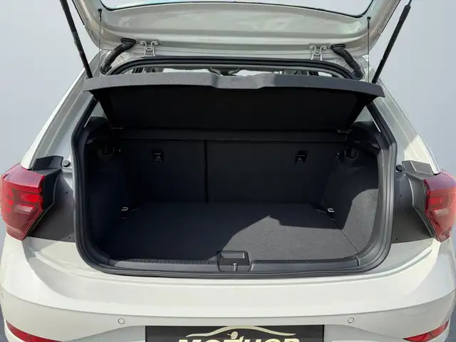 Volkswagen Polo view 14