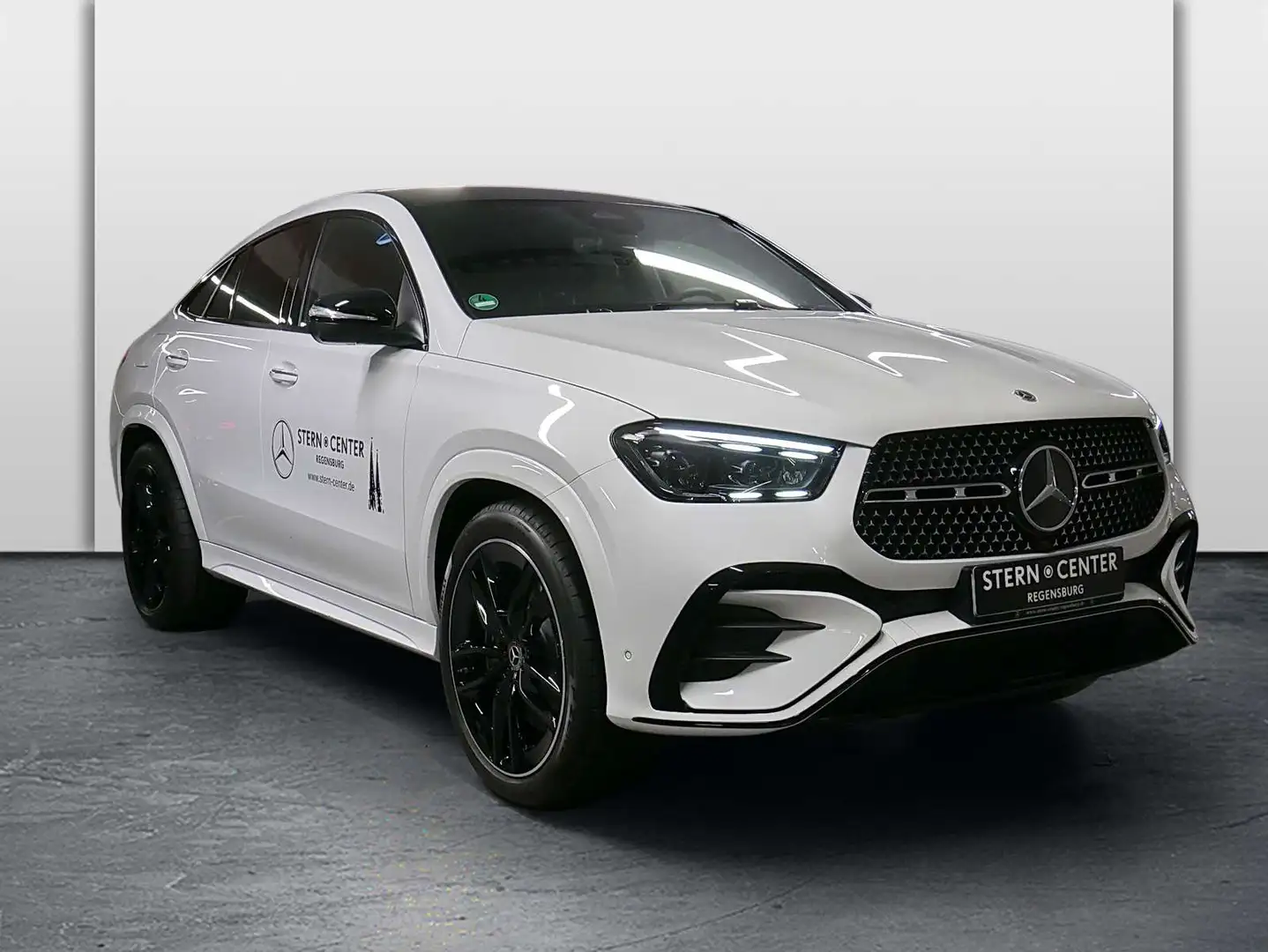 Mercedes-Benz GLE 350 de 4M Coupé+AMG+AHK+DISTRONIC+PANO+NIGHT Weiß - 2
