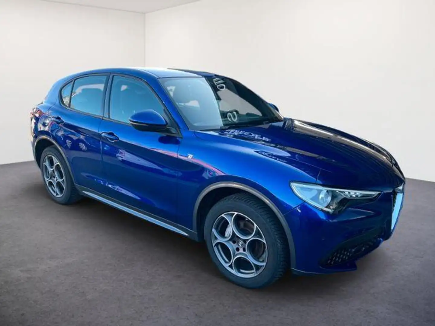 Alfa Romeo Stelvio TI 2.0 AT8 16V 280 PS Q4 NAVI/ASSIST 206 kW (28... Blau - 2
