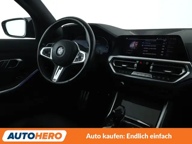 BMW 3 Series view 13