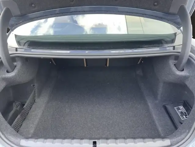 BMW 4 Series view 8