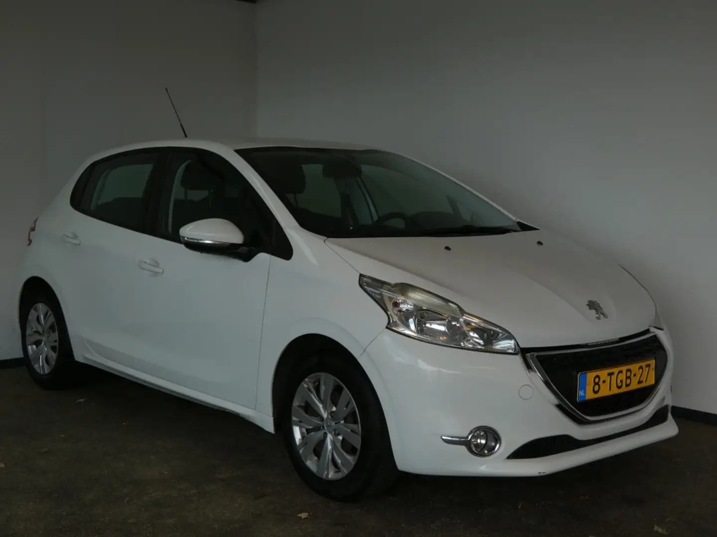 Peugeot 208 1.2 VTi Blue Lease Nwe APK airco Wit - 2