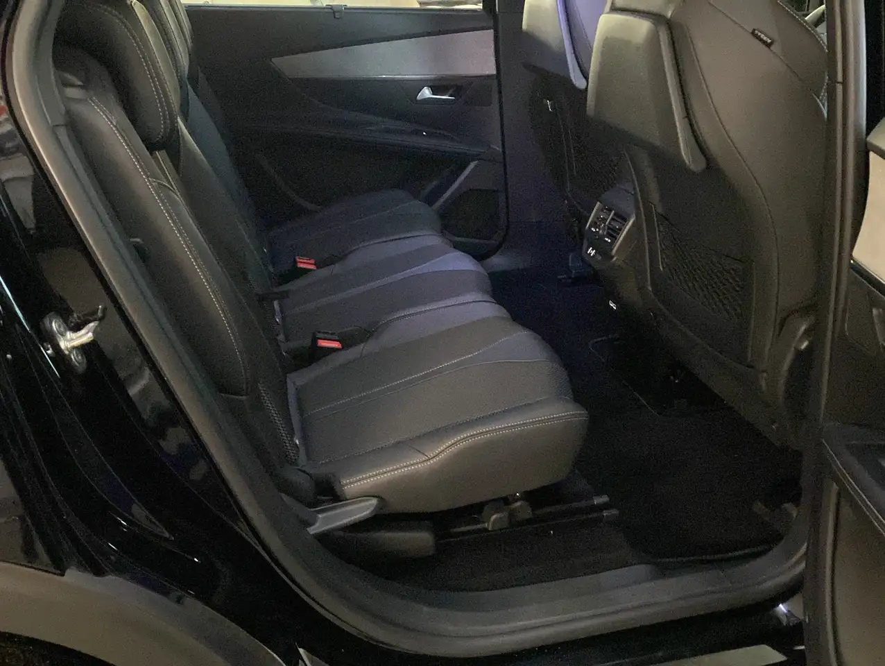 Peugeot 5008 GT Facelift*Navi*ACC*Kamera*7Sitze*, миниатюра 14