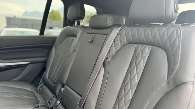 BMW X7 xDrive 40 d M Sport PRO* NEU * 7 SITZER* Ansicht 32