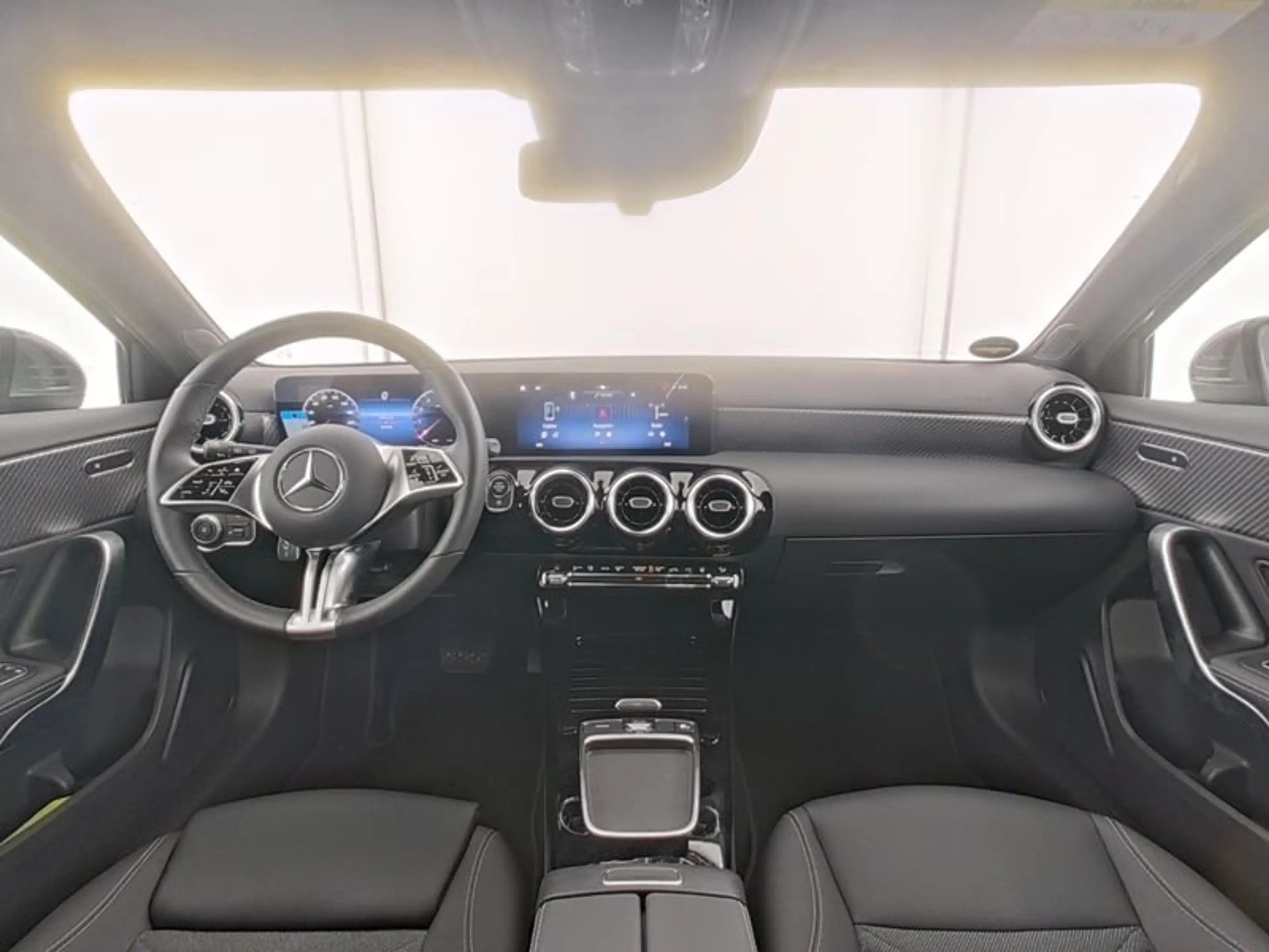 Mercedes-Benz A 200 PROGRESSIVE*FAP*STANDHEIZUNG*DISTRONIC — photo 6