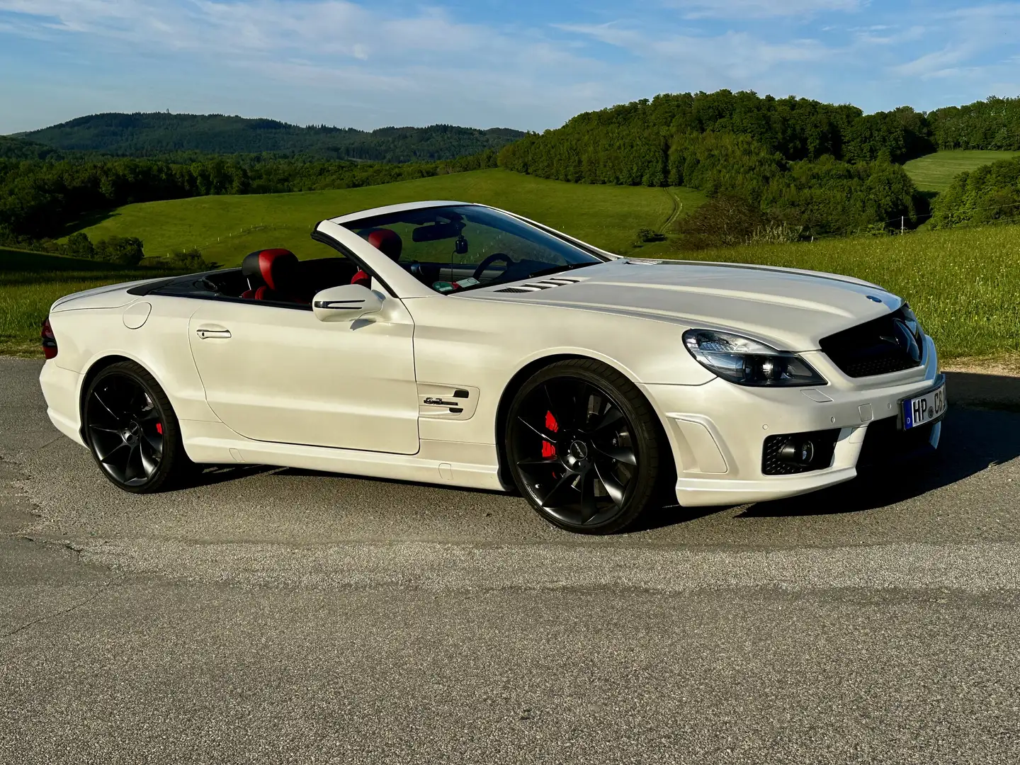 Mercedes-Benz SL 63 AMG SL 63 AMG*PERFORMANCE*DRIVERS*V-MAX300*VOLL Bílá - 1