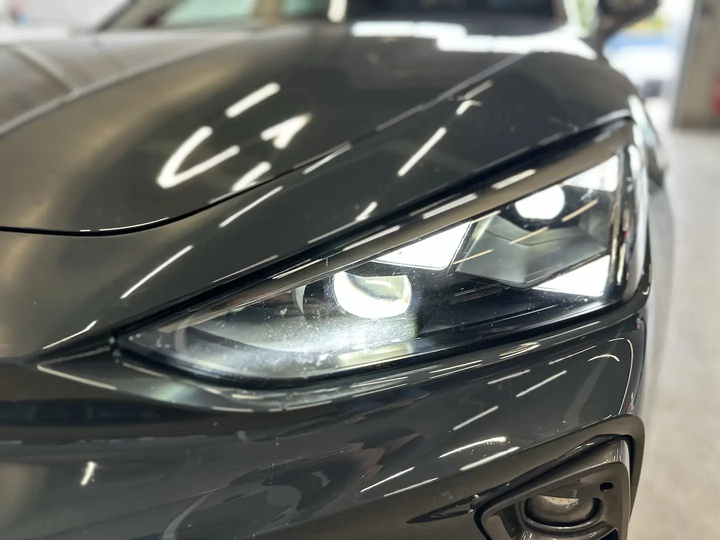 CUPRA Leon ST 1,5eTSI DSG Pure Performance Edge Navi Blau - 2