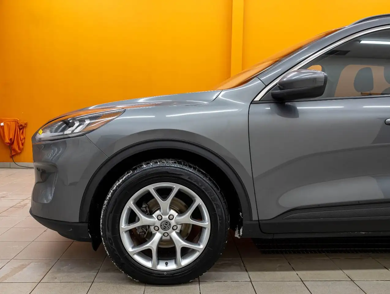 Ford Escape снимка Ford Escape