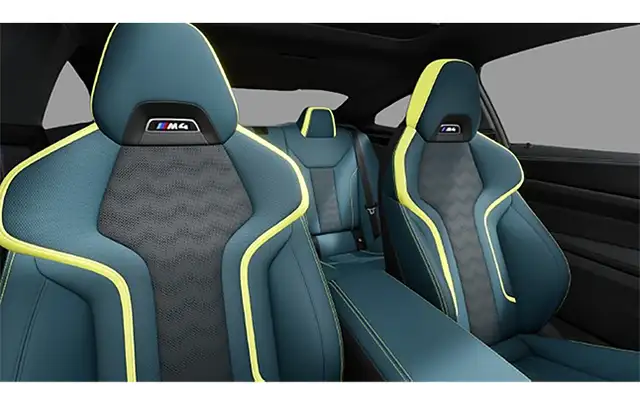 BMW M4 view 8