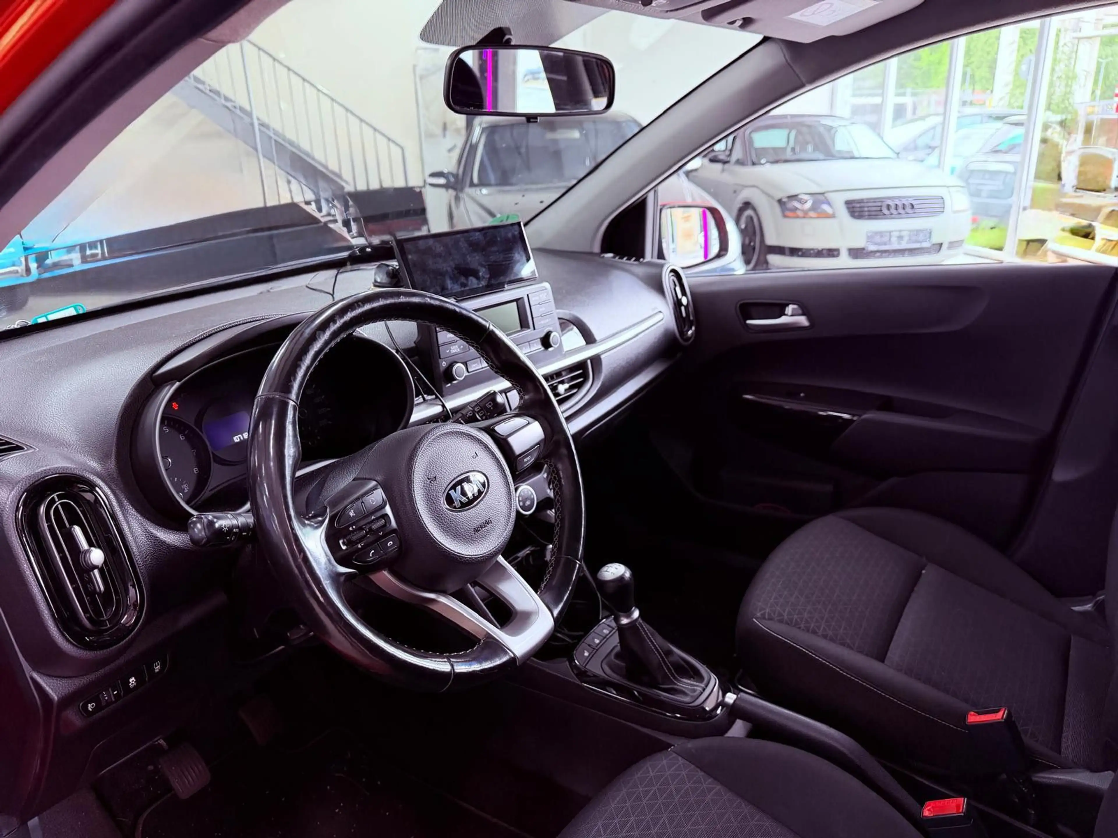 Kia Picanto Dream Team — photo 6