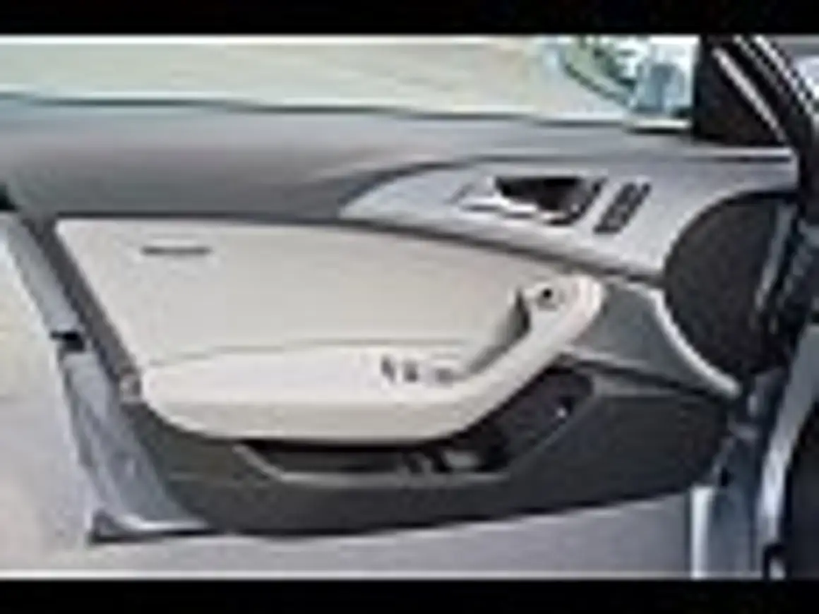 Audi A6 A6 1.8 TFSI u. Prem Edition Zilver - 2