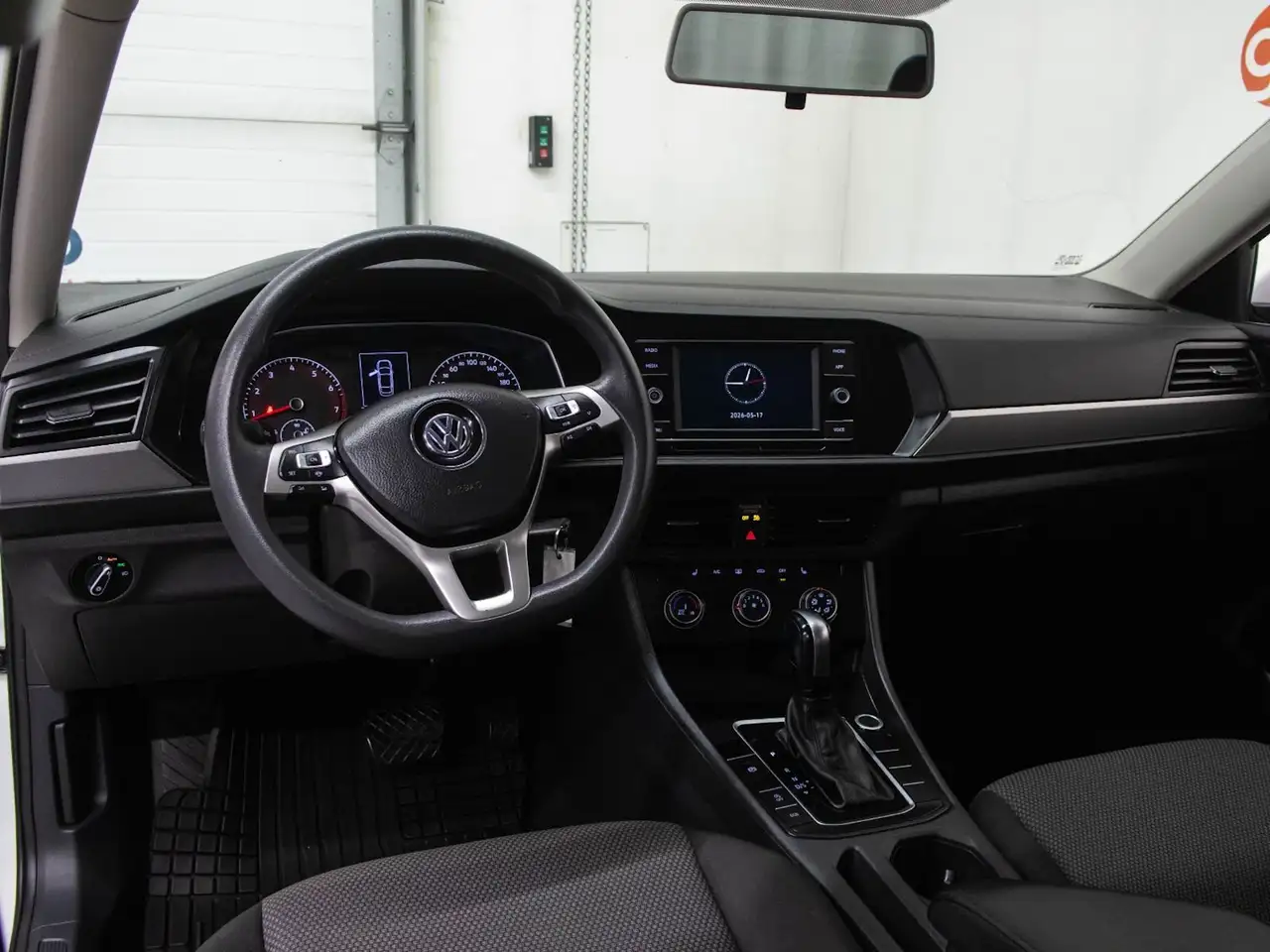 Volkswagen Jetta снимка Volkswagen Jetta