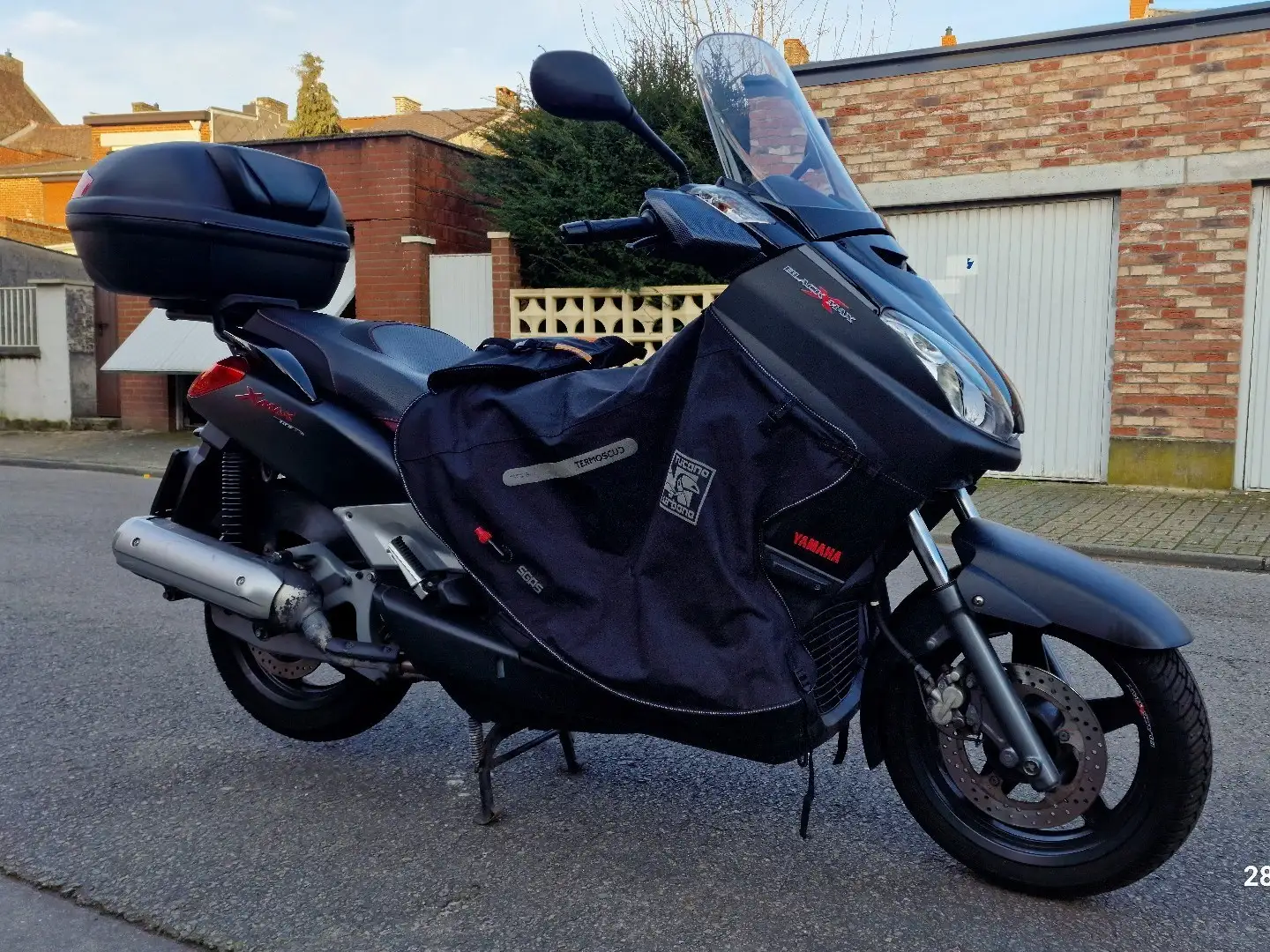 Yamaha X-Max 125 Black max edition Negru - 2