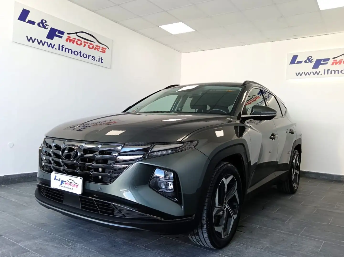 Hyundai TUCSON 1.6 CRDI 136CV/SEMPRE TAGLIANDATA HYUNDAI Grigio - 2