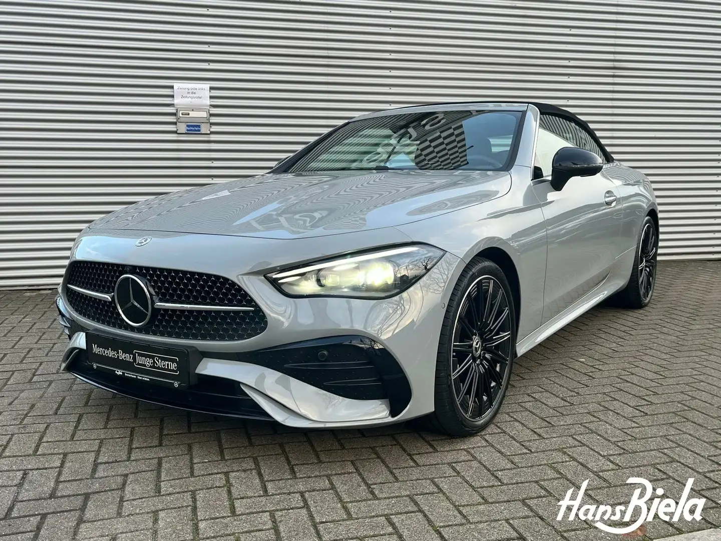 Mercedes-Benz CLE 450 CLE 450 4M AMG/Prem+/20"/Carbon/Standh/Mass/HUD SH Šedá - 2