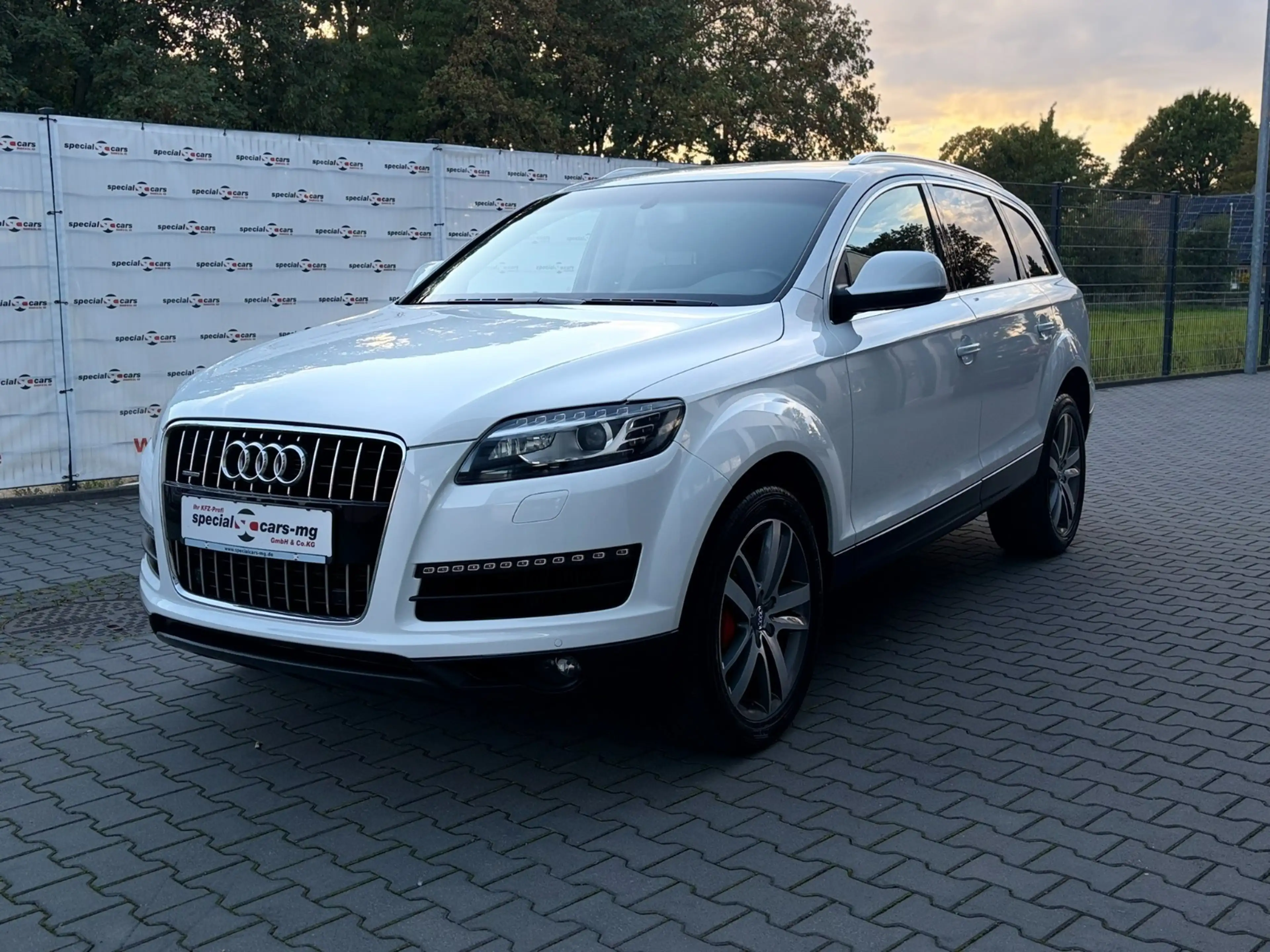 Audi Q7 3.0 TDI quattro/7 Sitze/Automatik/Tiptronic — photo 4