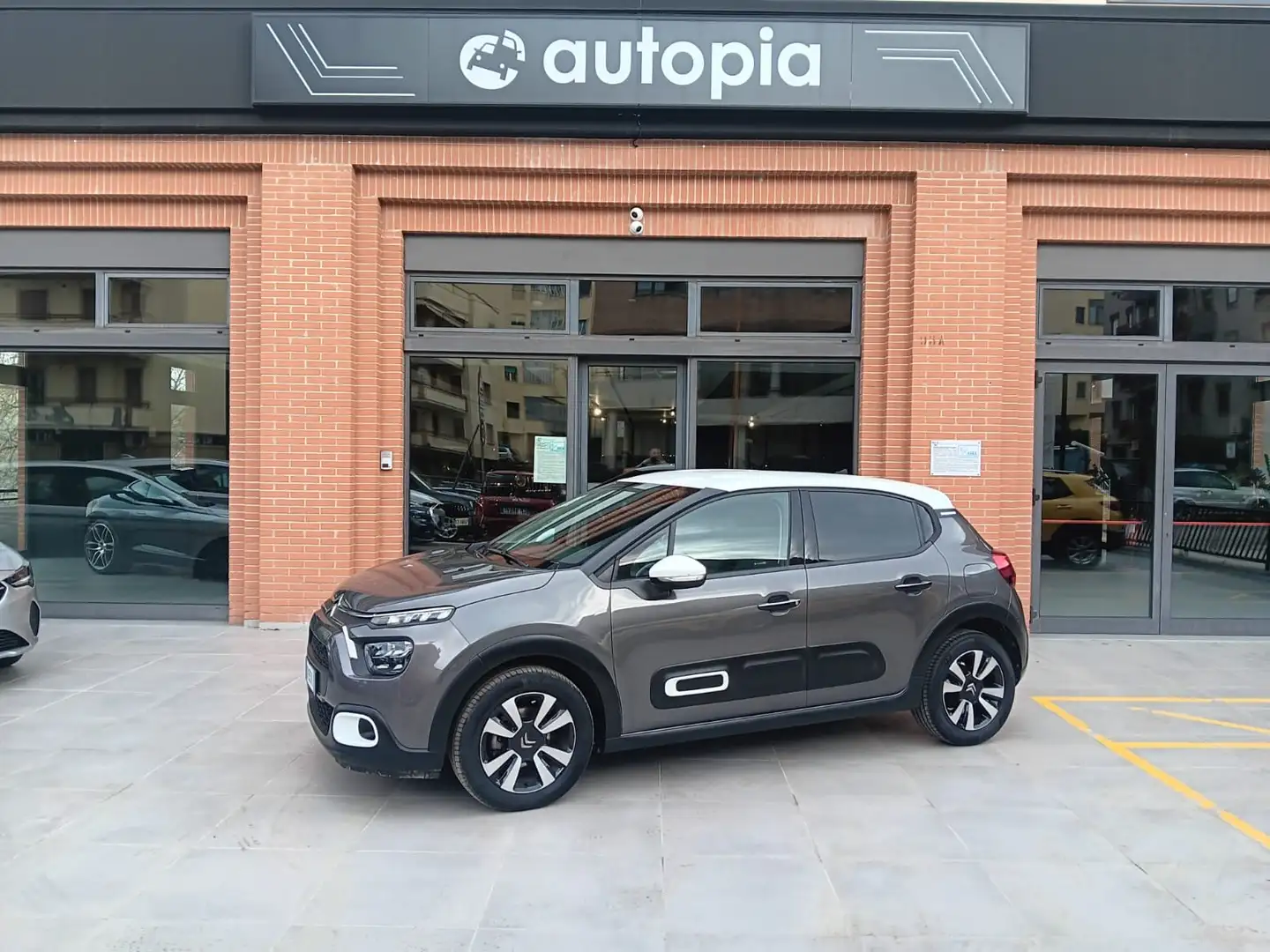 Citroen C3 C3 1.2 puretech Shine Pack s Grigio - 2