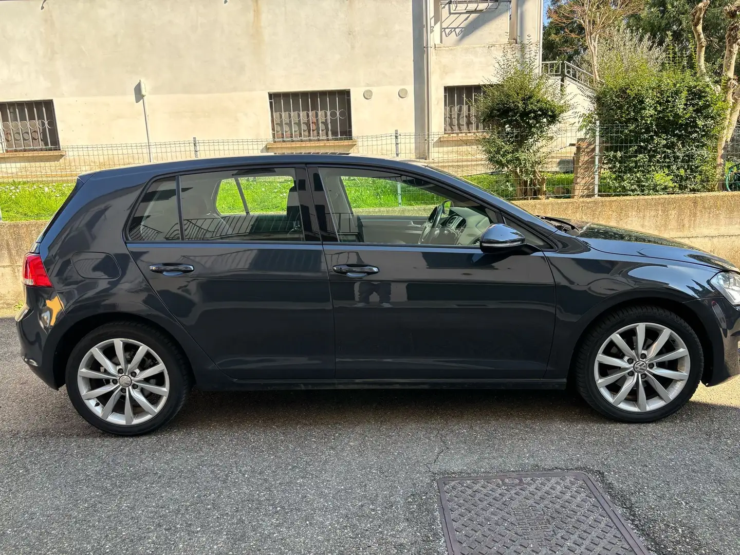 Volkswagen Golf 5p 1.6 TDI - 1