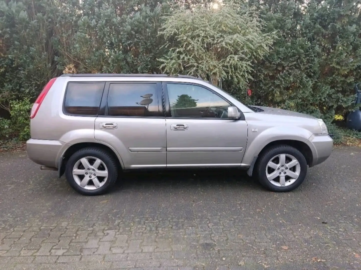 Nissan X-Trail 2.5 4x4 Aut. Elegance LPG Autogas Allrad - 2