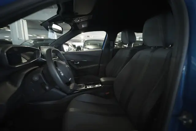 Peugeot 2008 view 14
