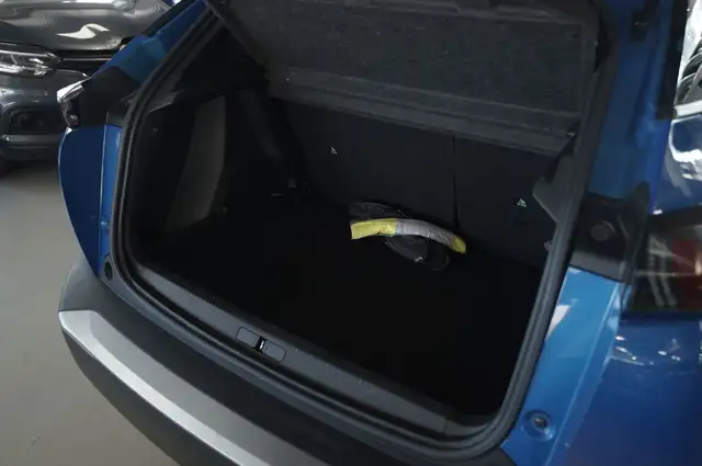 Peugeot 2008 view 13