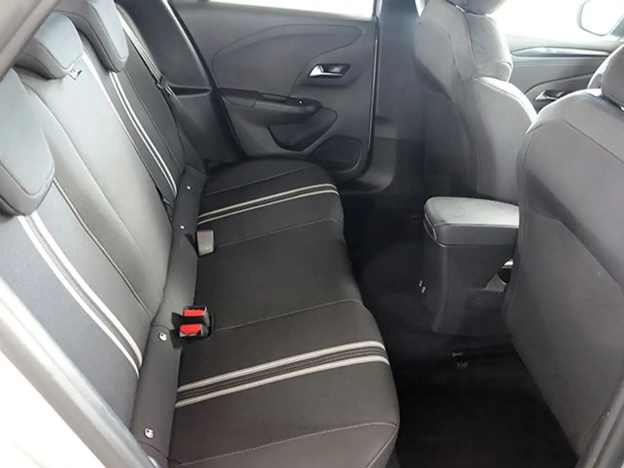 Opel Corsa F GS | Navi | Kamera | PDC | Winterp 16