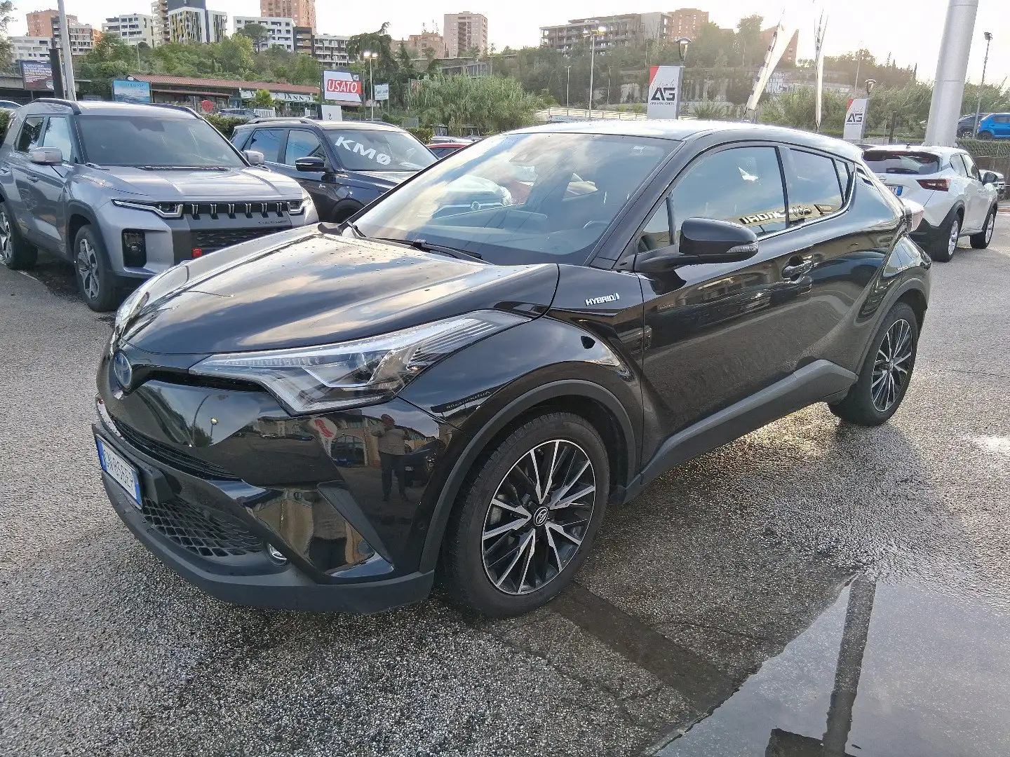 Toyota C-HR C-HR 1.8 Hybrid E-CVT Lounge Zwart - 1