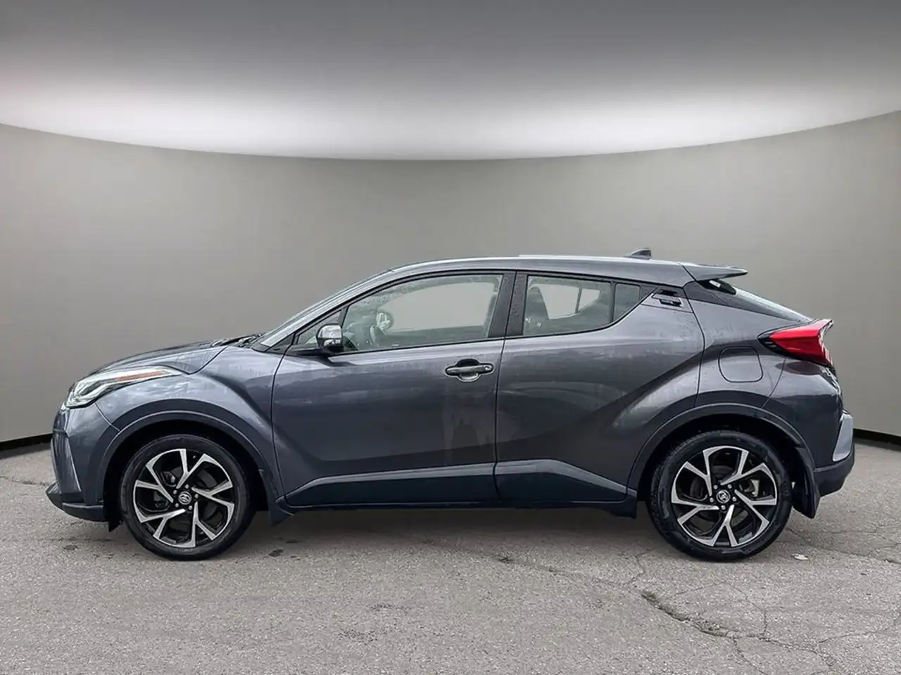 Toyota C-HR снимка Toyota C-HR
