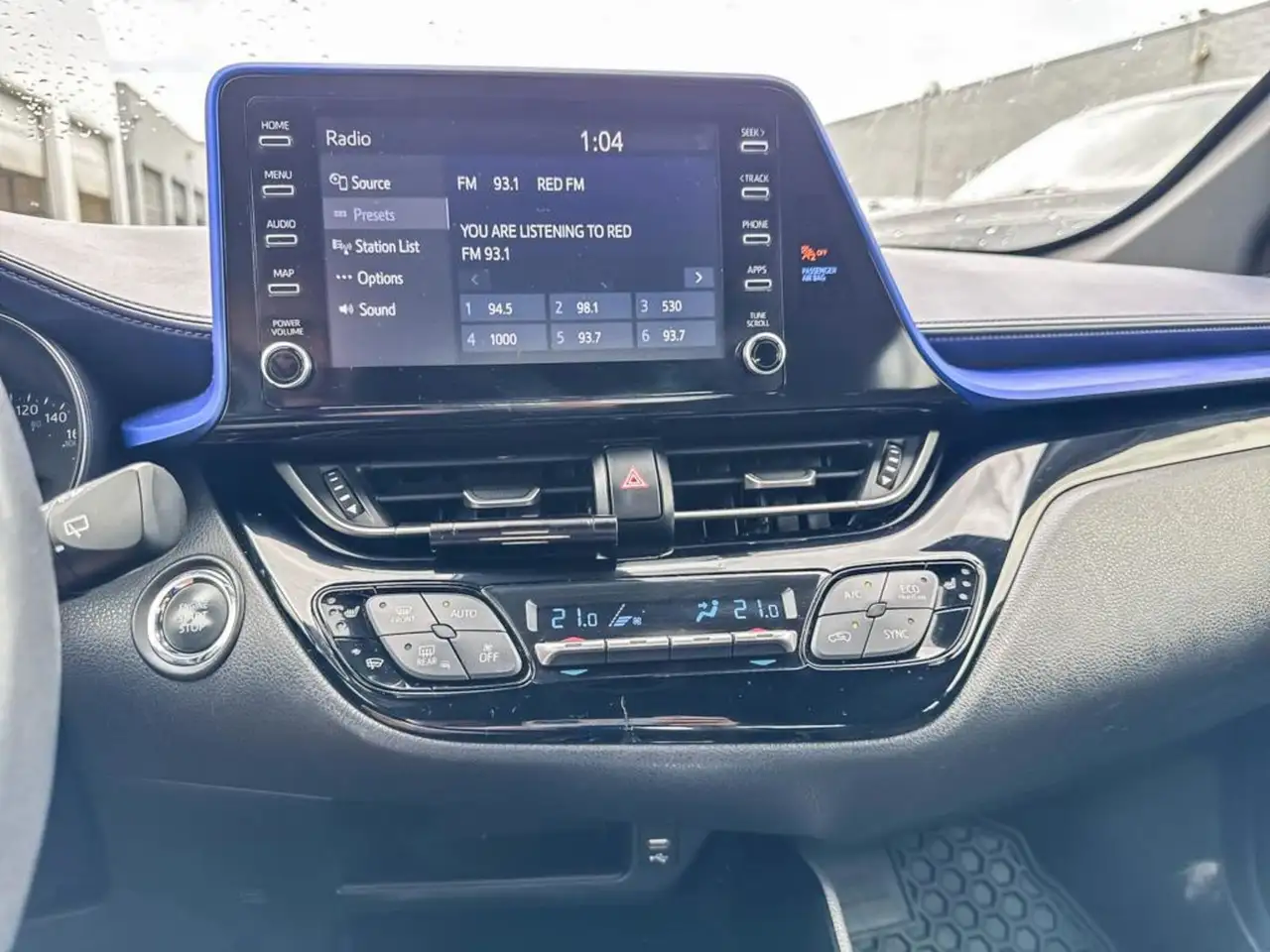 Toyota C-HR снимка Toyota C-HR