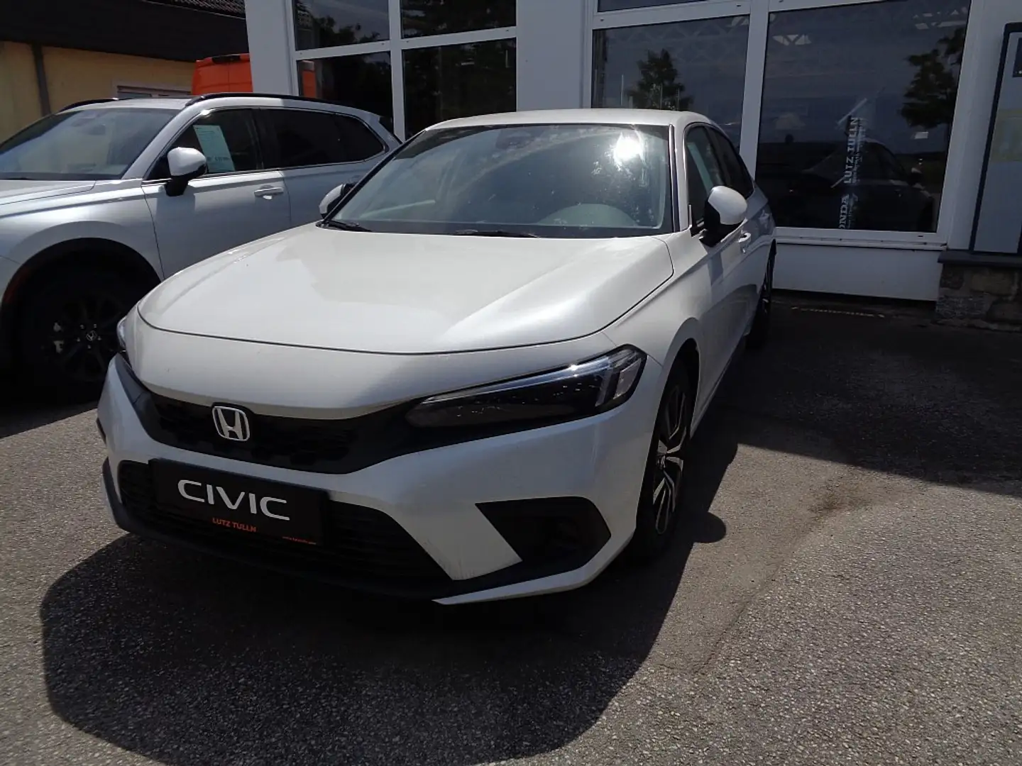 Honda Civic 2.0 i-MMD Hybrid Elegance e-CVT Aut. Weiß - 1