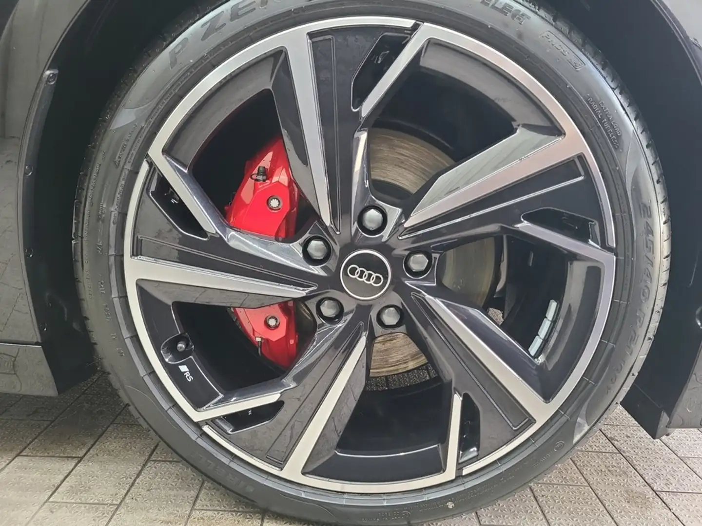 Audi A6 e-tron Avant quattro S line PRO+AHK+B&O+ACC+ Černá - 2