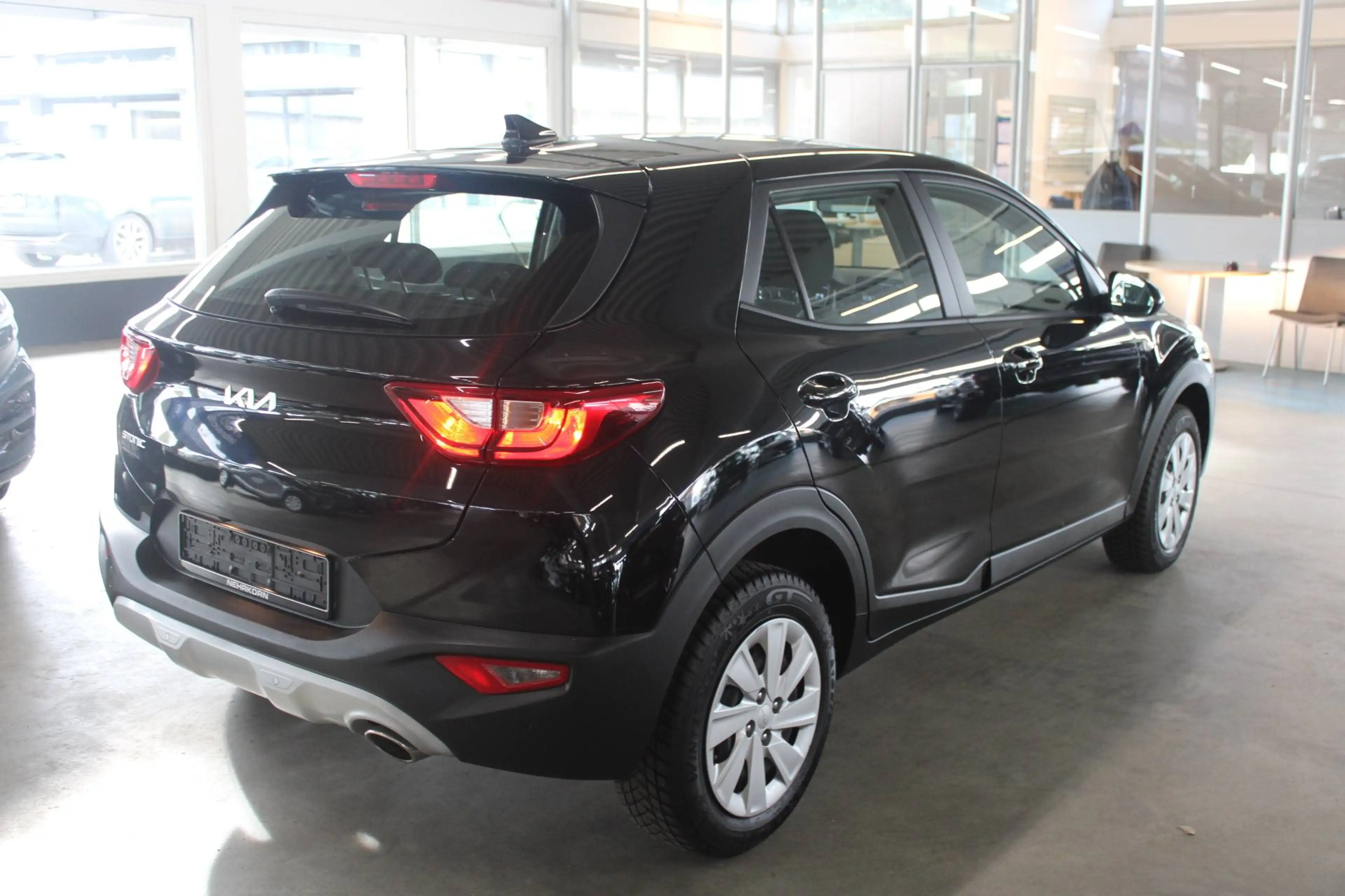 Kia Stonic Stonic KLIMA NAVI Kamera PDC DAB usw. 1.Hand — photo 6