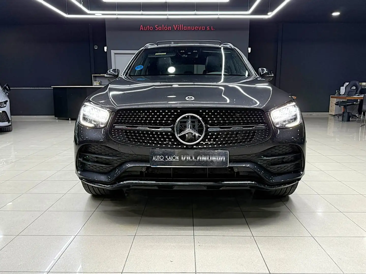 Mercedes-Benz GLC 300 300de 4Matic 9G-Tronic Gris - 2