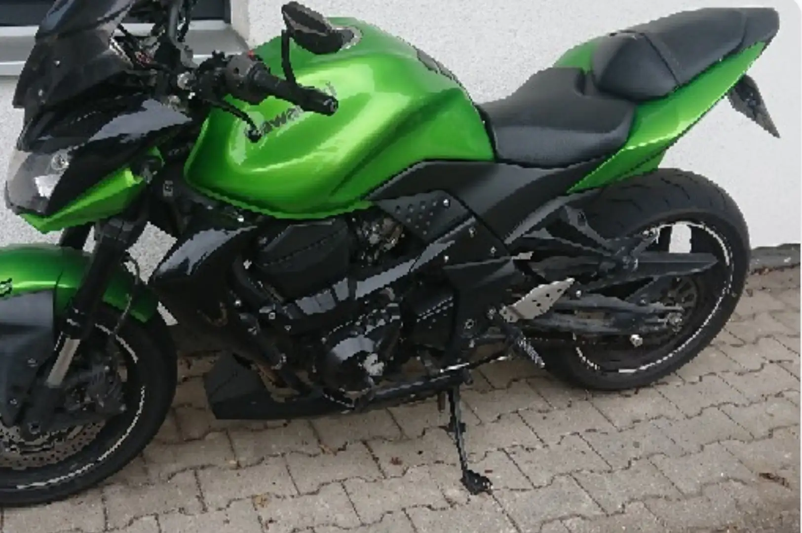 Kawasaki Z 750 Zielony - 1