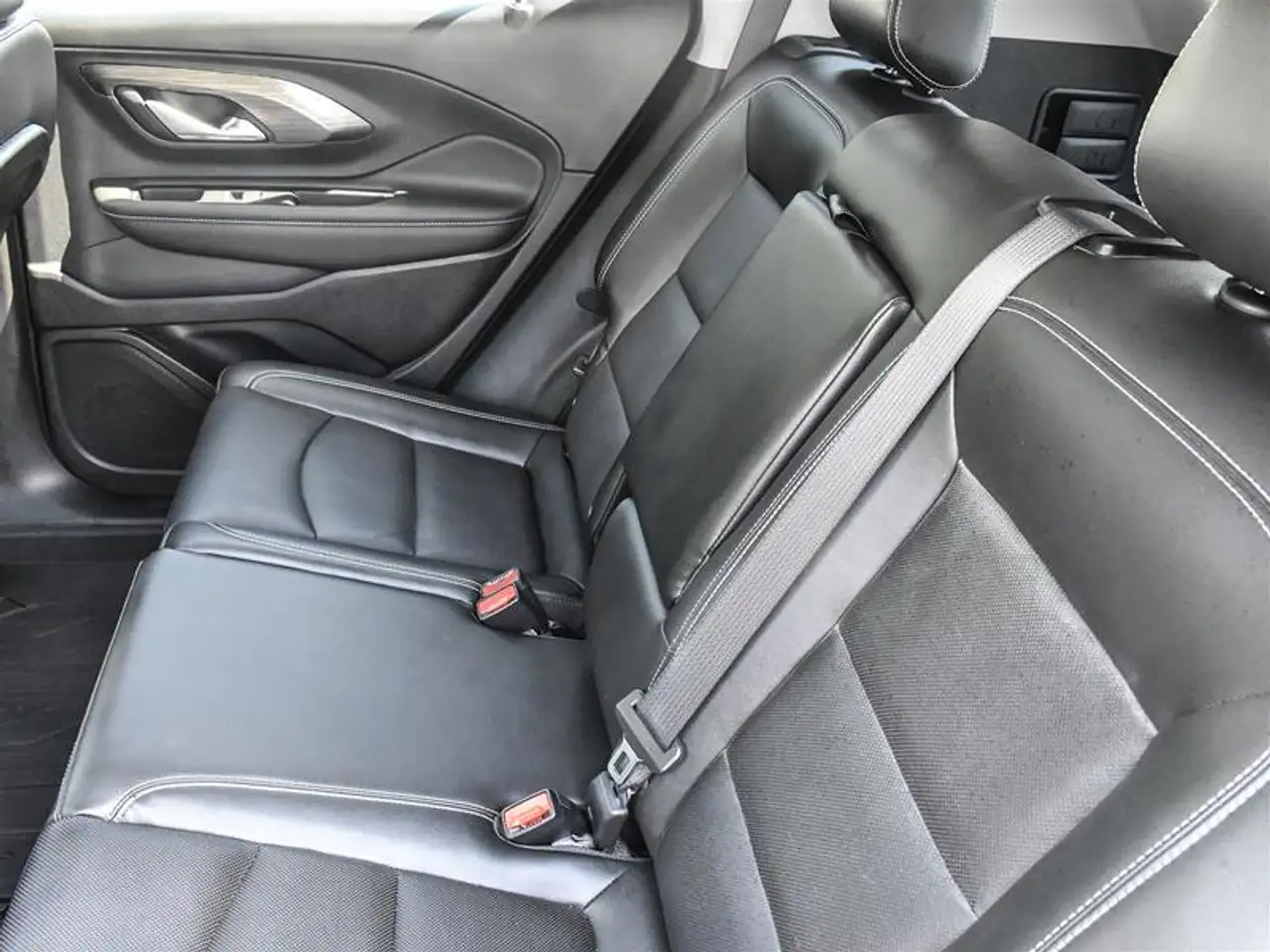 GMC Terrain photo GMC Terrain