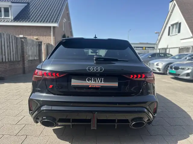 Audi RS3 view 10