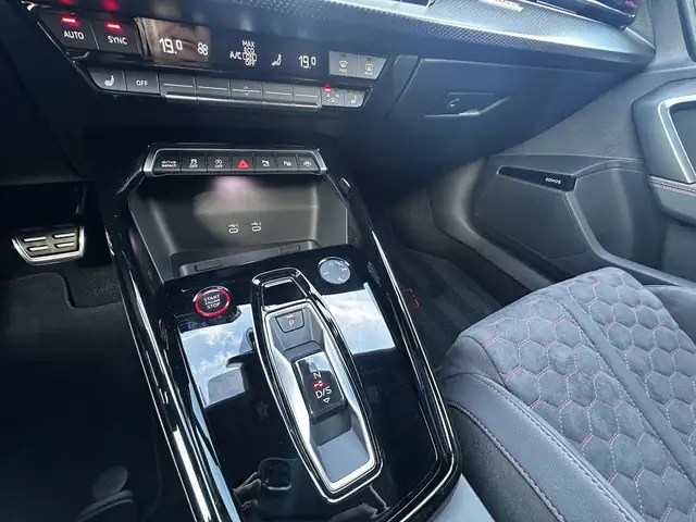 Audi RS3 view 9