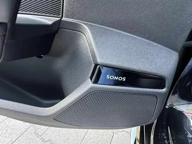 Audi RS3 view 21