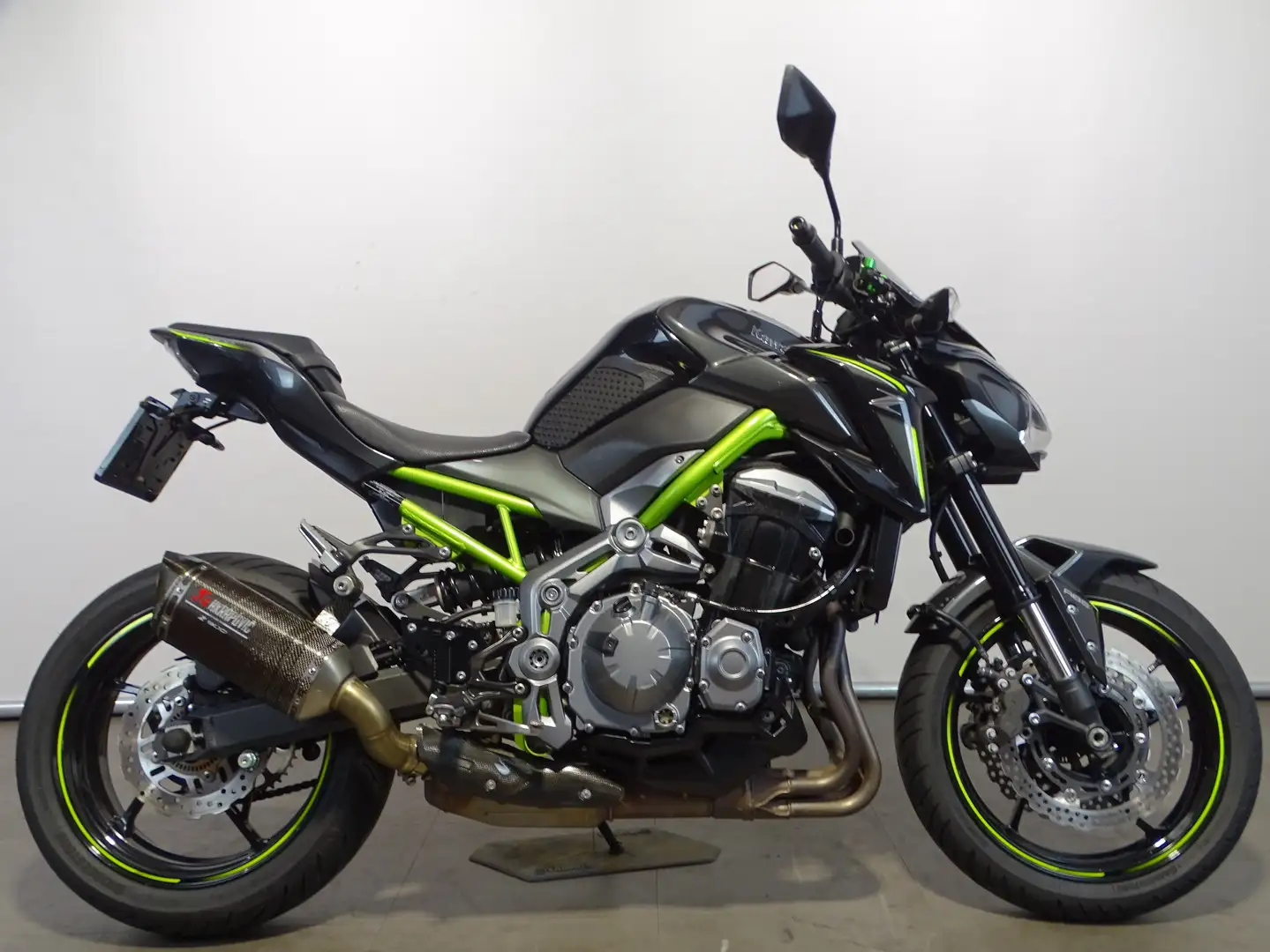Kawasaki Z 900 Noir - 1