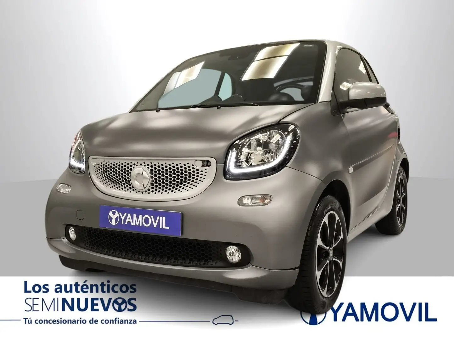smart forTwo Coupé 66 Passion Aut. Argent - 1