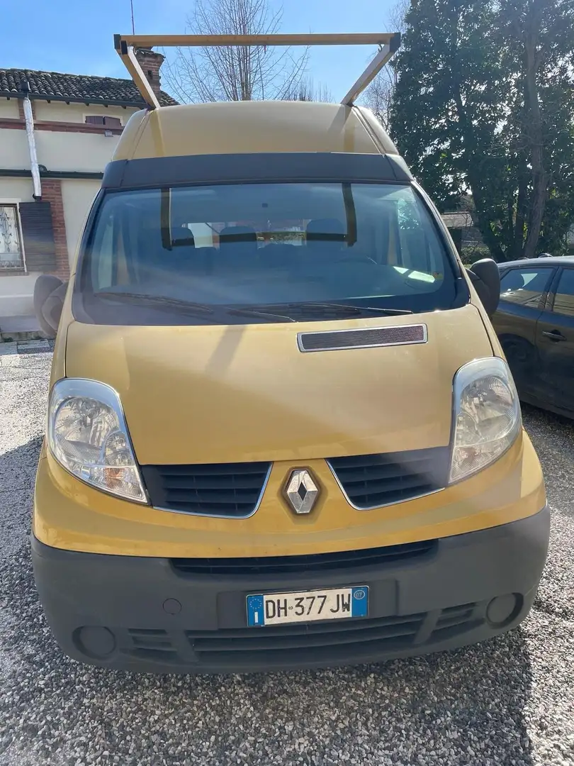 Renault Trafic Żółty - 2
