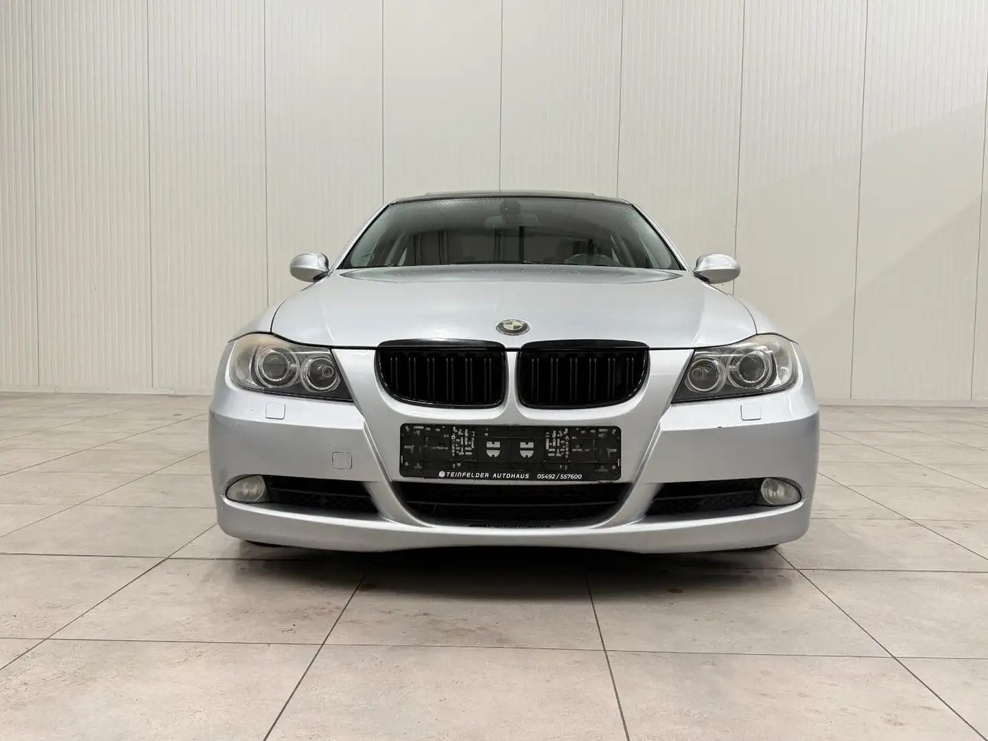 BMW 335 i / SCHIEBEDACH / LEDER / Silber - 2