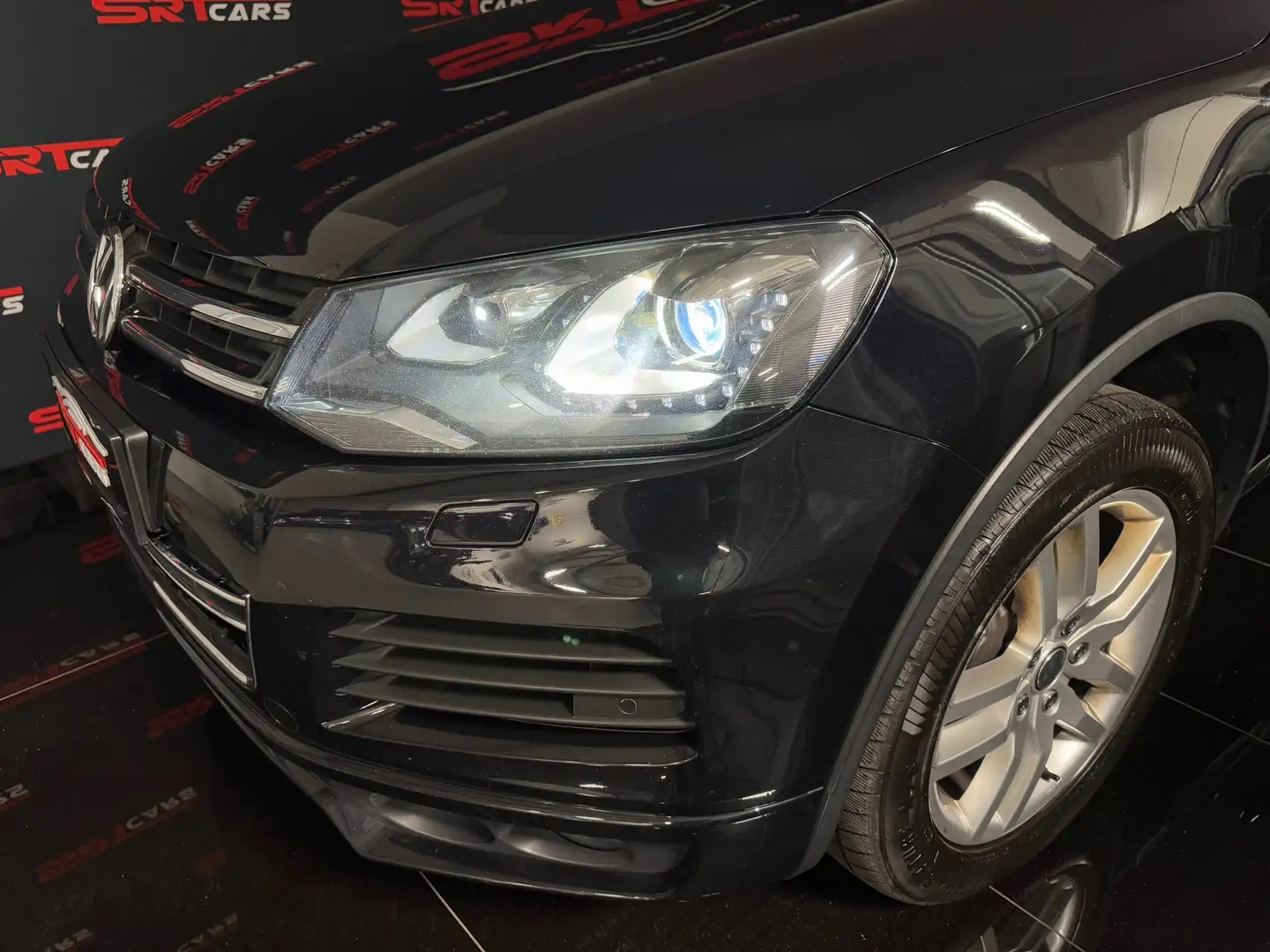 Volkswagen Touareg 3.0 TDI R-line Sport V6*AHK*Panorama*Standheizung Noir - 2