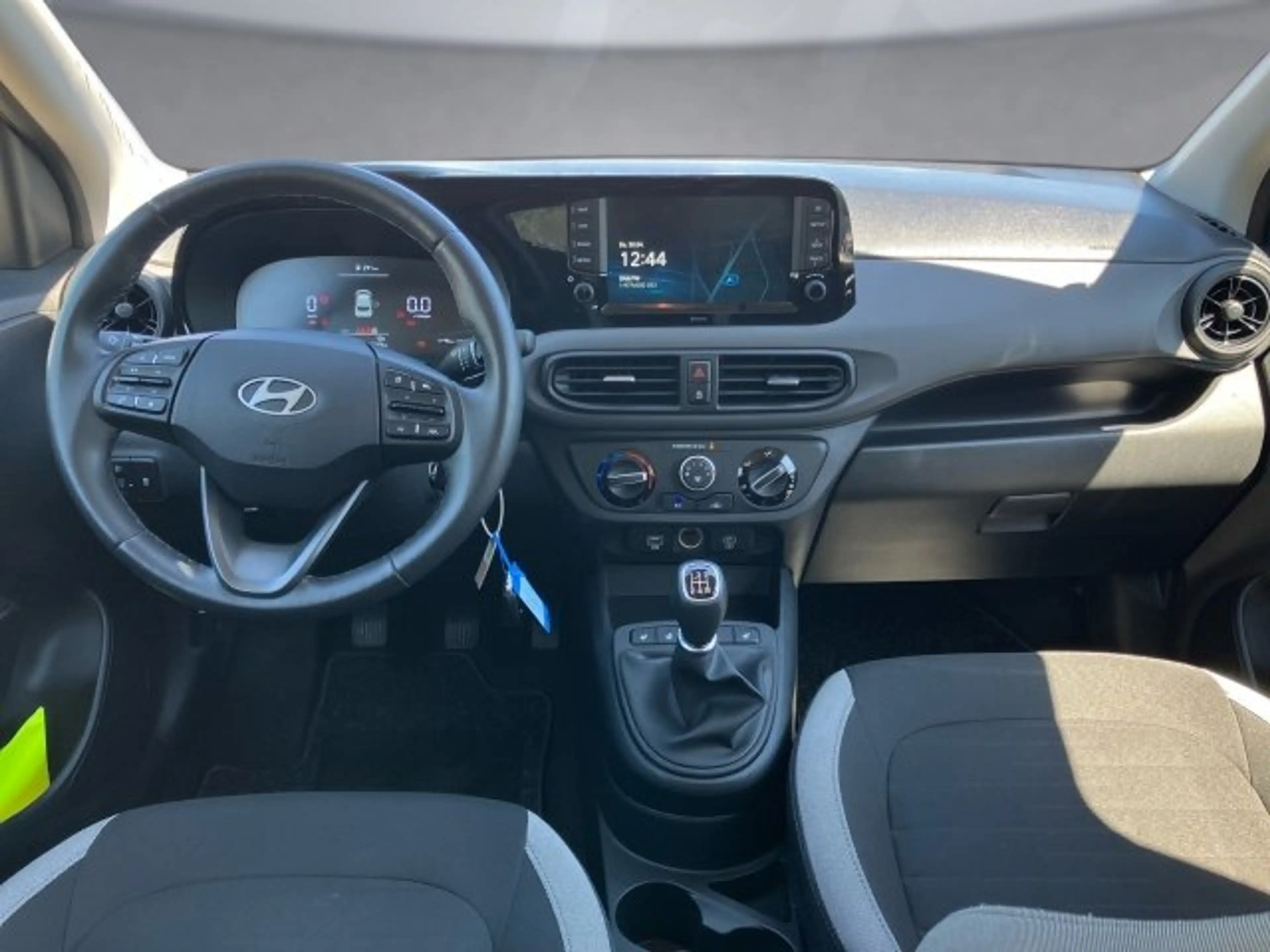 Hyundai i10 GO 1,0 MT — photo 9