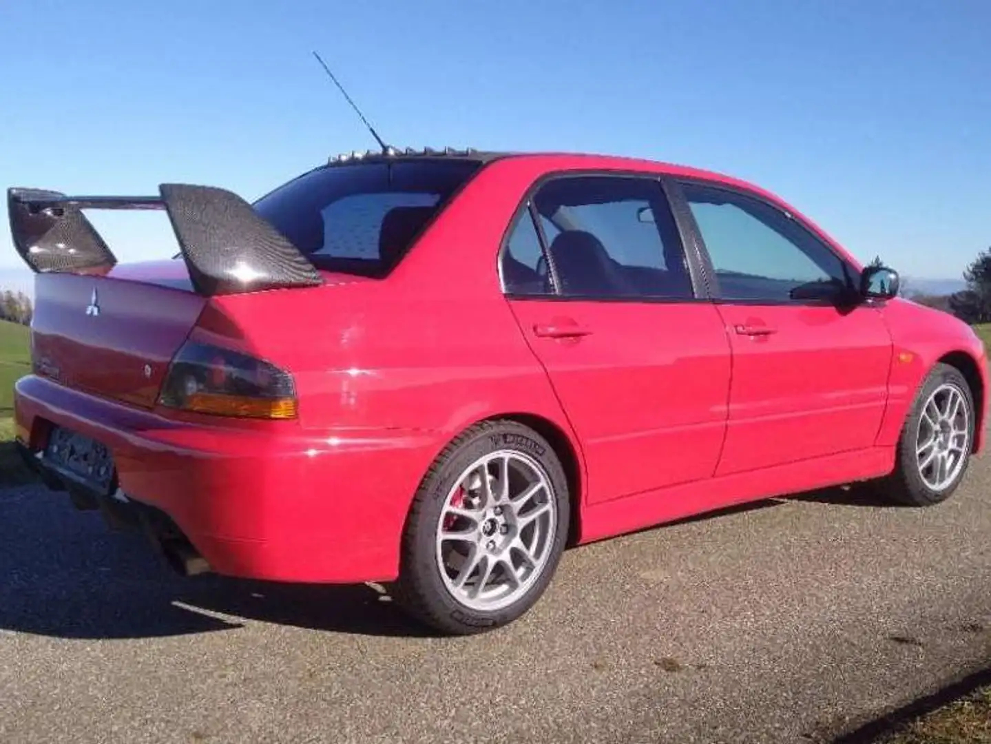 Mitsubishi Lancer Evolution IX Rojo - 2