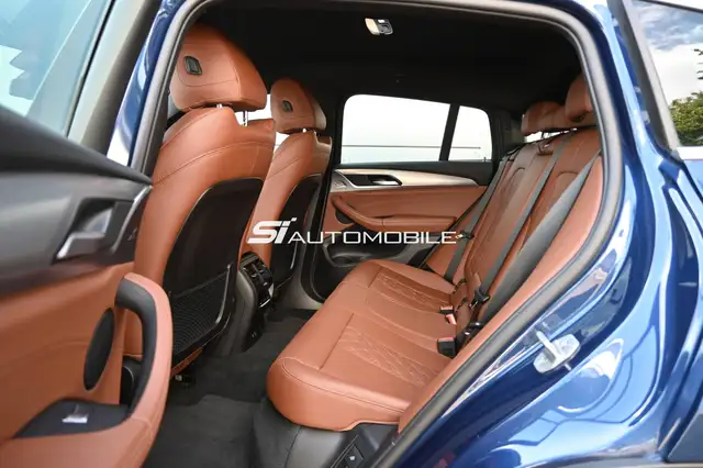 BMW X4 view 13