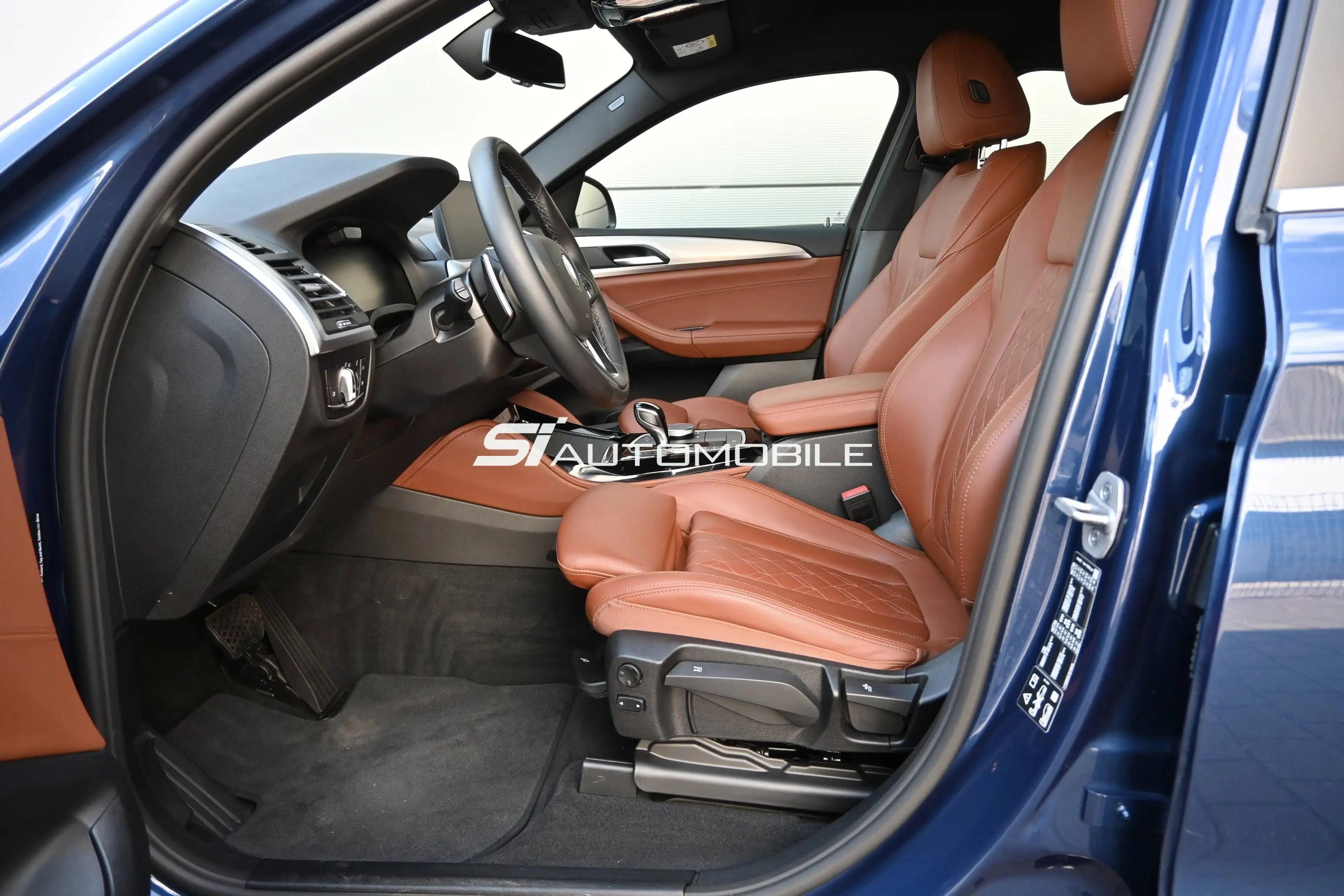 BMW X4 xDr.30d °ACC°AHK°INDIVIDUAL-MERINO°STANDHEIZUNG°8-FACH° — photo 10