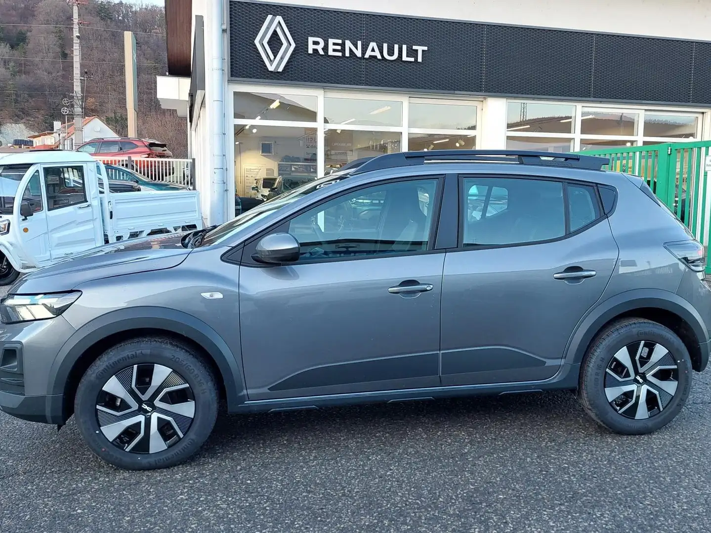 Dacia Sandero Stepway Expression Grau - 1